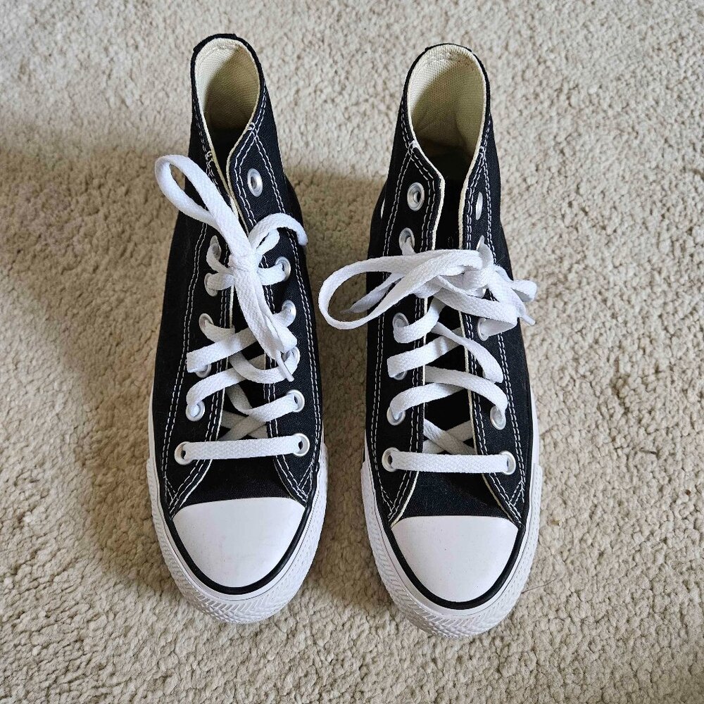 Converse All-Star Shoes | Women's Size 6 | High Top | Black